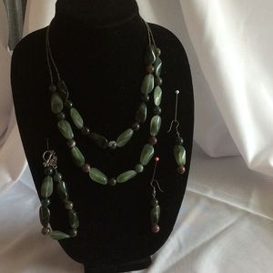 Necklace set
